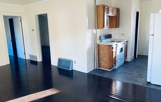 2 beds, 1 bath, $1,000