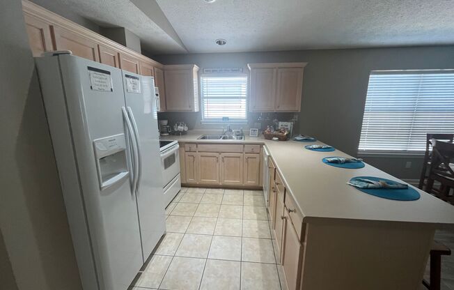 2 beds, 2 baths, $2,250