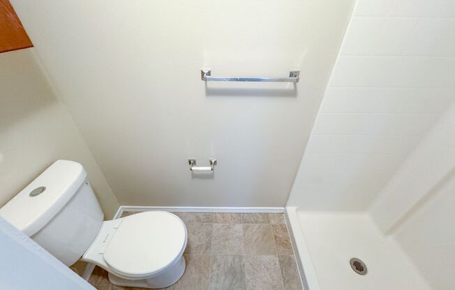 Studio, 1 bath, 137 sqft, $1,195, Unit 1C
