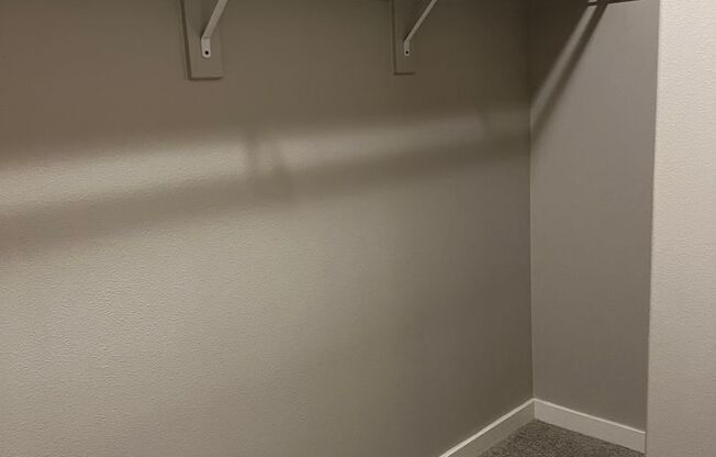 1 bed, 1 bath, 824 sqft, $1,565, Unit A101
