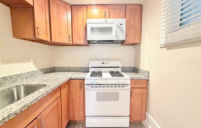 R0180 - Pettygrove Apartments