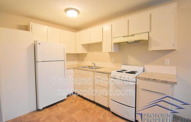 221 SE 12 AVE