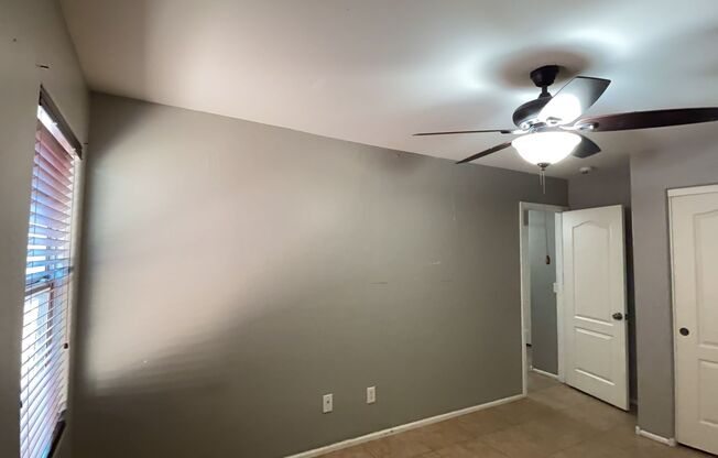 Spacious 4 Bed, 2 Bath w/ 3 Car Garage