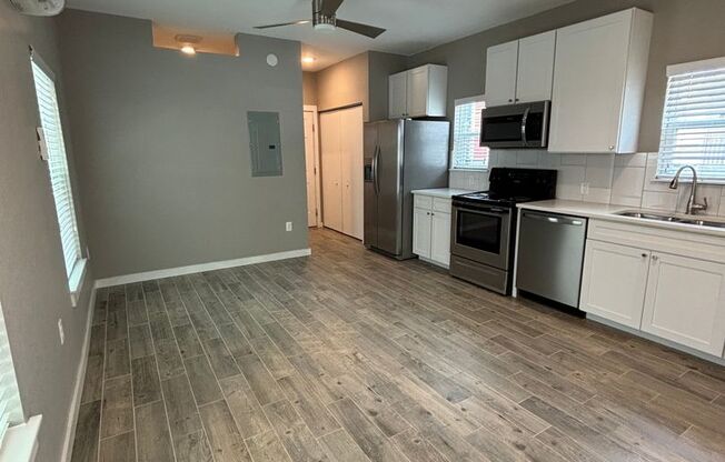 Studio, 1 bath, 322 sqft, $1,500