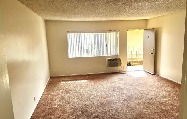 Studio, 1 bath, $1,425, Unit 38