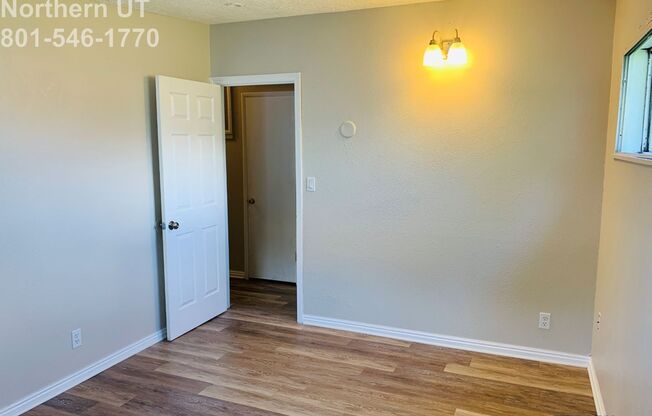 3 beds, 1 bath, $1,550