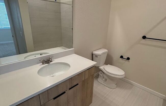 2 beds, 2 baths, 720 sqft, $1,649, Unit 820 #206