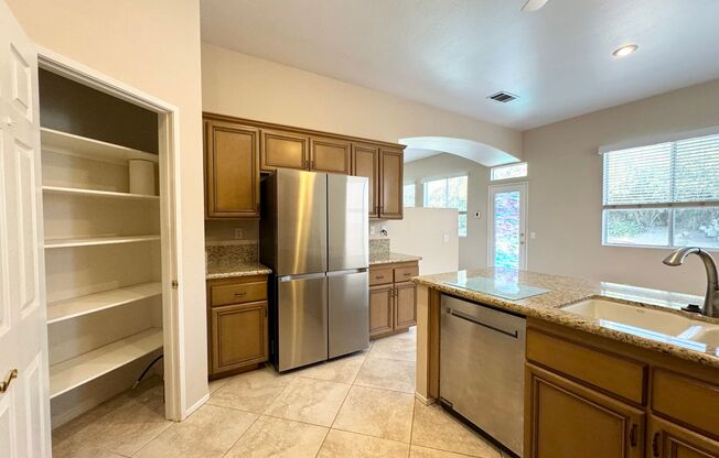 AVAILABLE NOW!!! GORGEOUS 3 Bedroom 2 Bath POOL HOME in La Quinta!!