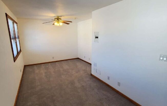 1103 S 86 ST