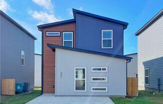 LIMITED TIME LEASE SPECIAL!! 2 MONTHS RENT FREE!!! Now Leasing - Featherston Village - Modern Living