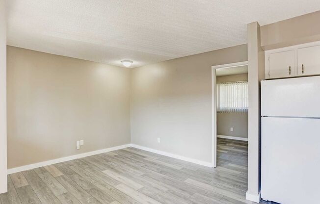 1 bed, 1 bath, 494 sqft, $1,199, Unit 33