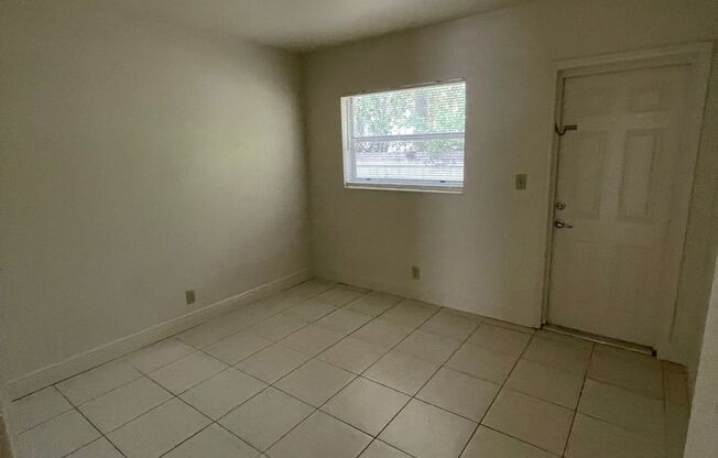 220 Sw 8Th St
