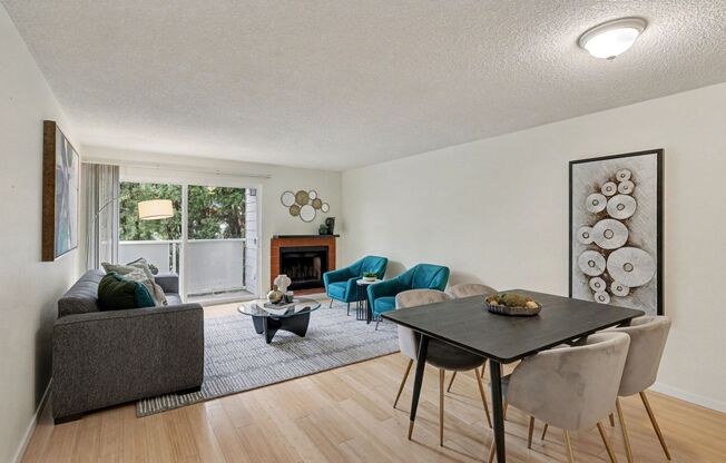 Maple Leaf Condo, 2 bedroom, 2 bath