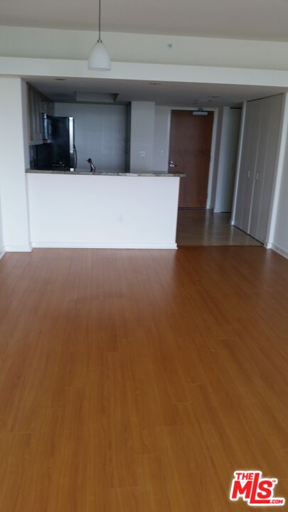 1 bed, 2 baths, 882 sqft, $4,795, Unit 1219