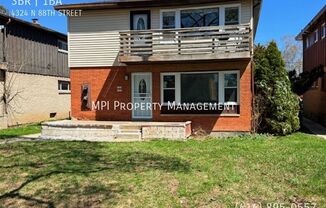 4324 N 88 ST