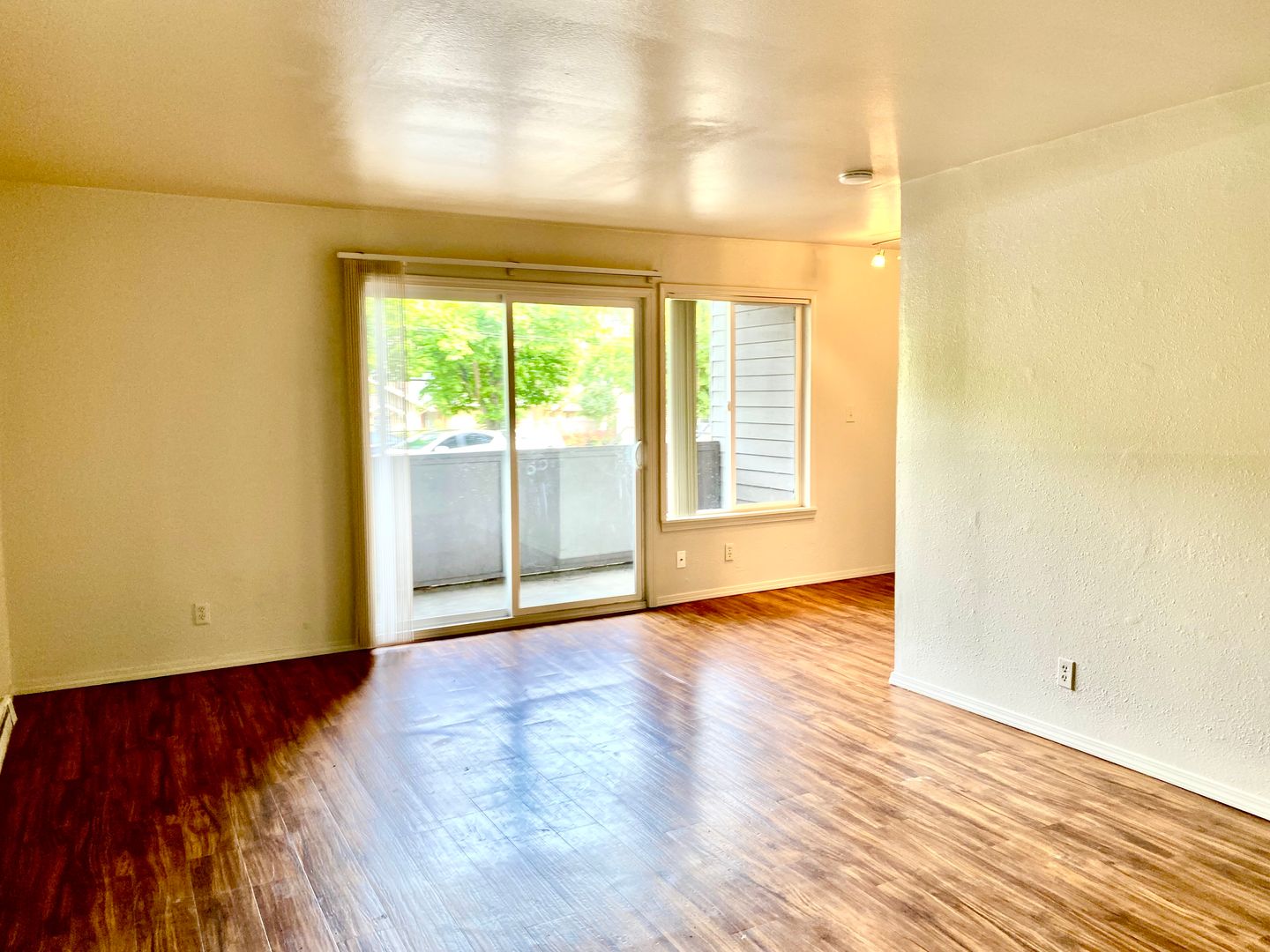 6511 Apartments