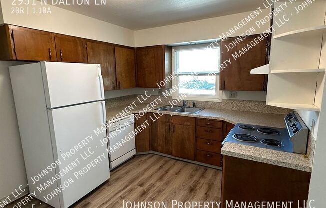 2951 N DALTON LN