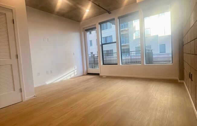 Studio, 1 bath, 406 sqft, $2,195, Unit 513