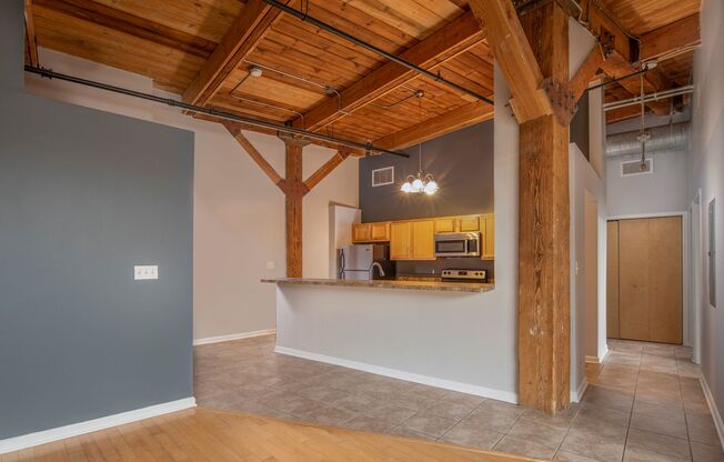 Hingetown Lofts