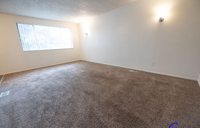 2 beds, 1 bath, 935 sqft, $1,299, Unit 25