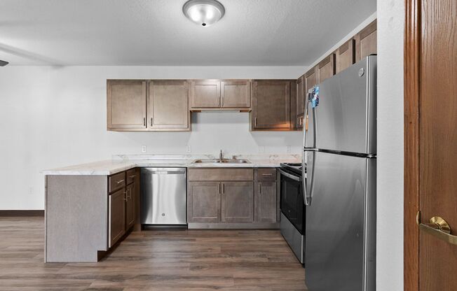 Harvest View Apartments-Heat/Water Included