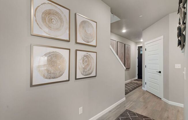 End Unit Luxury Townhome for Lease at the Courtyards at Hidden Crest - 6800 NE 131st Way