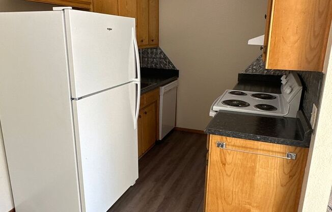 Country Grove Apartments