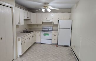 2 beds, 1 bath, $675, Unit Apt #A