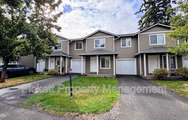 677 NORTHPARK LN