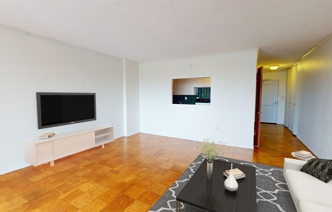 Studio, 1 bath, 609 sqft, $2,445, Unit 7B