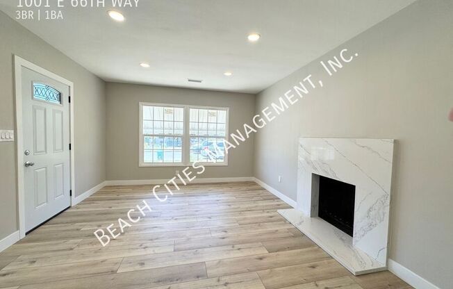 1001 E 66 WAY