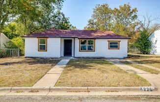 Remodeled 3 Bed, 1 Bath Home in Morningside Park Addition- 76110