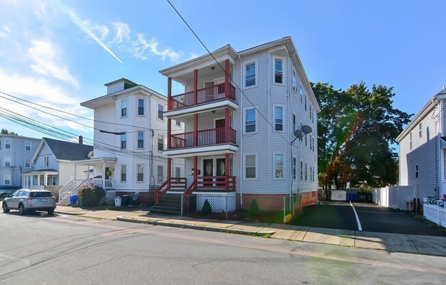 35 HOLMAN ST