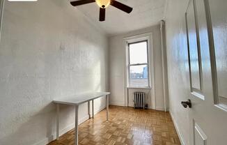 253 NASSAU AVE