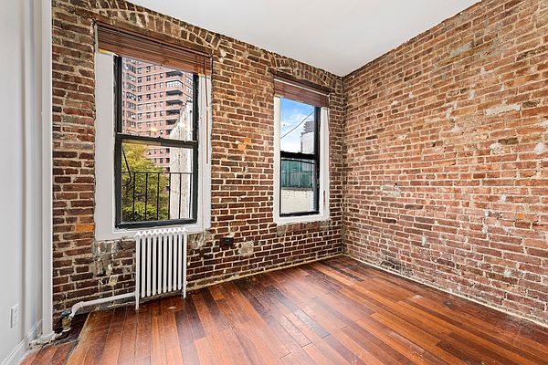 191 HENRY ST