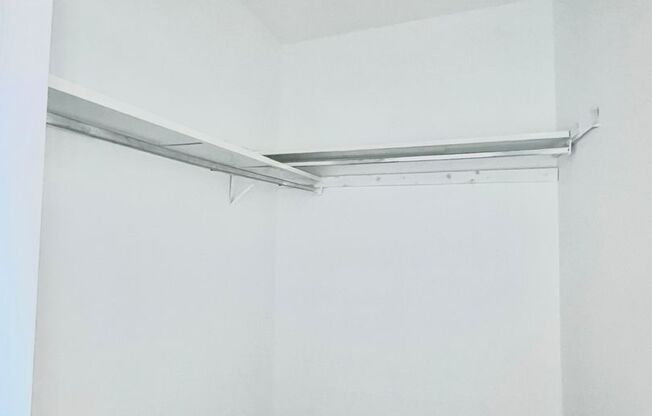 2 beds, 1 bath, 1,115 sqft, $1,150, Unit 2597-1U