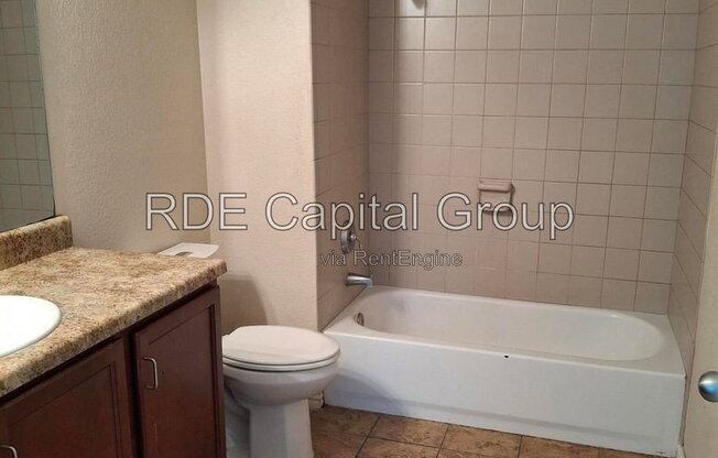 3 beds, 2 baths, 1,345 sqft, $1,575, Unit 2c