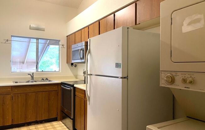2 Bedroom, 2 Bathroom, 2 Parking (Newtown Meadows)