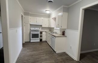 3 beds, 1 bath, $1,250