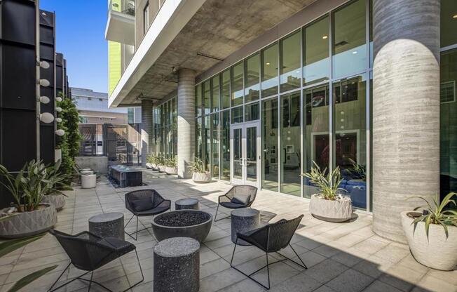 1 bed, 1 bath, 2,308 sqft, $5,600, Unit 232