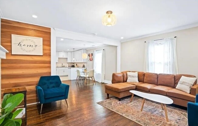 1070 SW KATHERWOOD