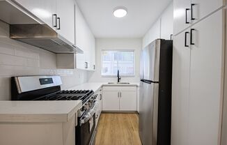 1 bed, 1 bath, 800 sqft, $2,745, Unit 103