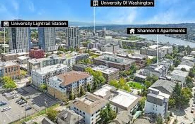 2 beds, 1 bath, 766 sqft, $2,050, Unit 32