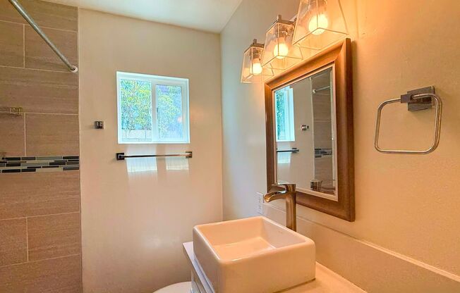 4821-23 Del Mar Ave