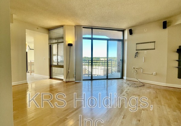 3600 S Glebe Rd Unit 920W