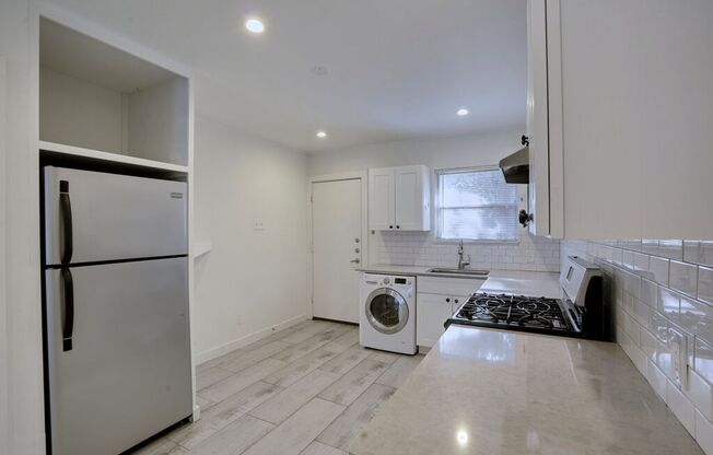 1208 Shelley Ave