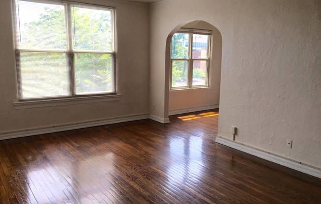 213 - BARRINGTON ASSOC., LLC