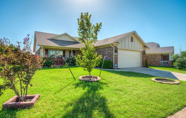 2741 LERKIM LN