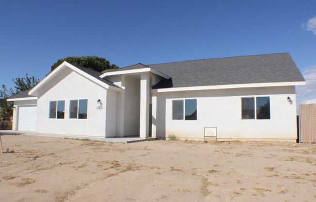 Modern Living in California City