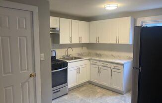 1 bed, 1 bath, $1,695, Unit Apt 04